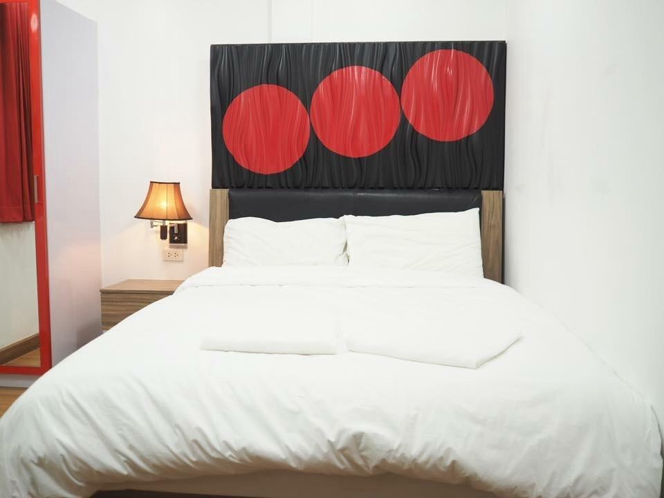 Pook Swan House Hotel Pattaya Phòng bức ảnh