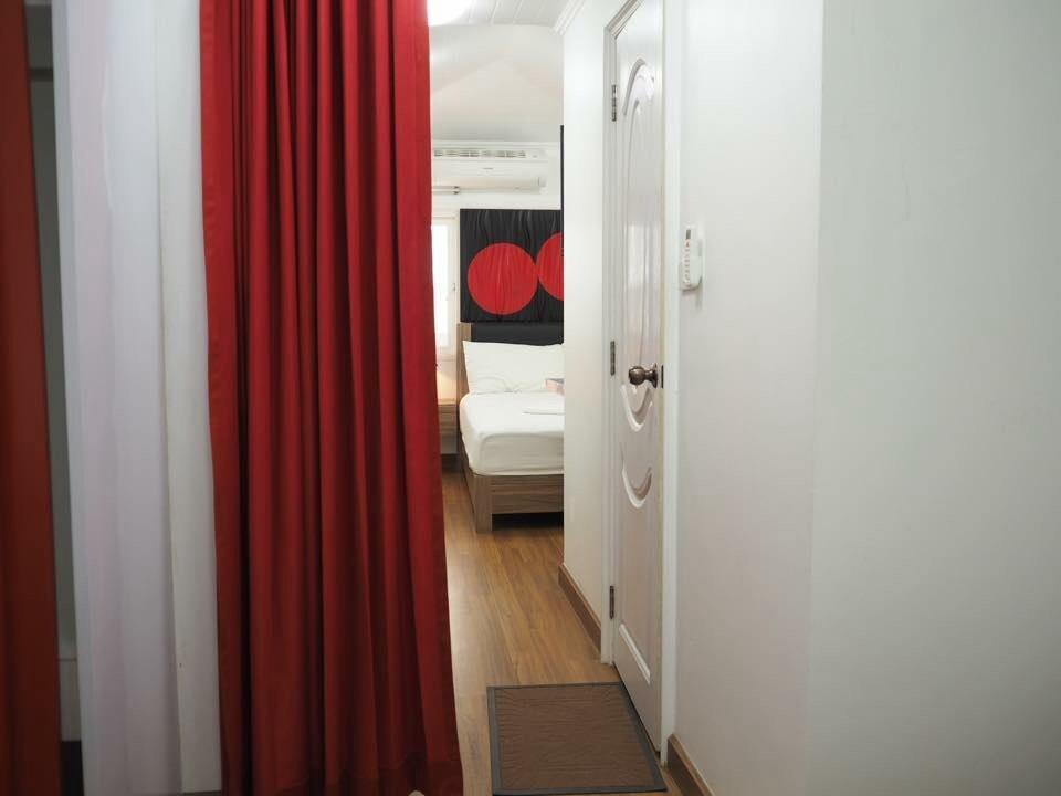 Pook Swan House Hotel Pattaya Ngoại thất bức ảnh