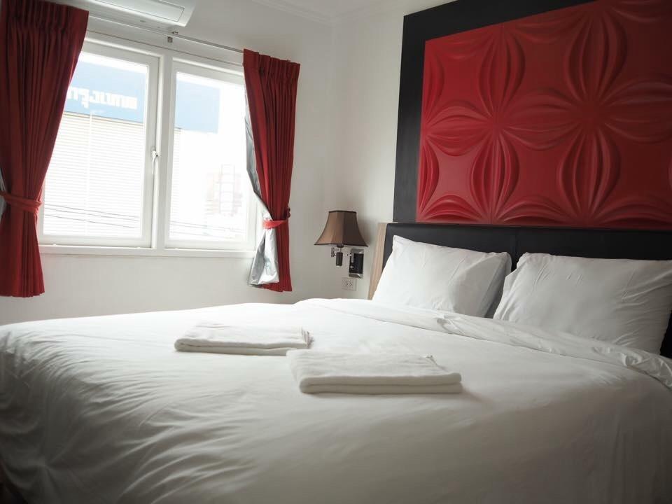 Pook Swan House Hotel Pattaya Phòng bức ảnh