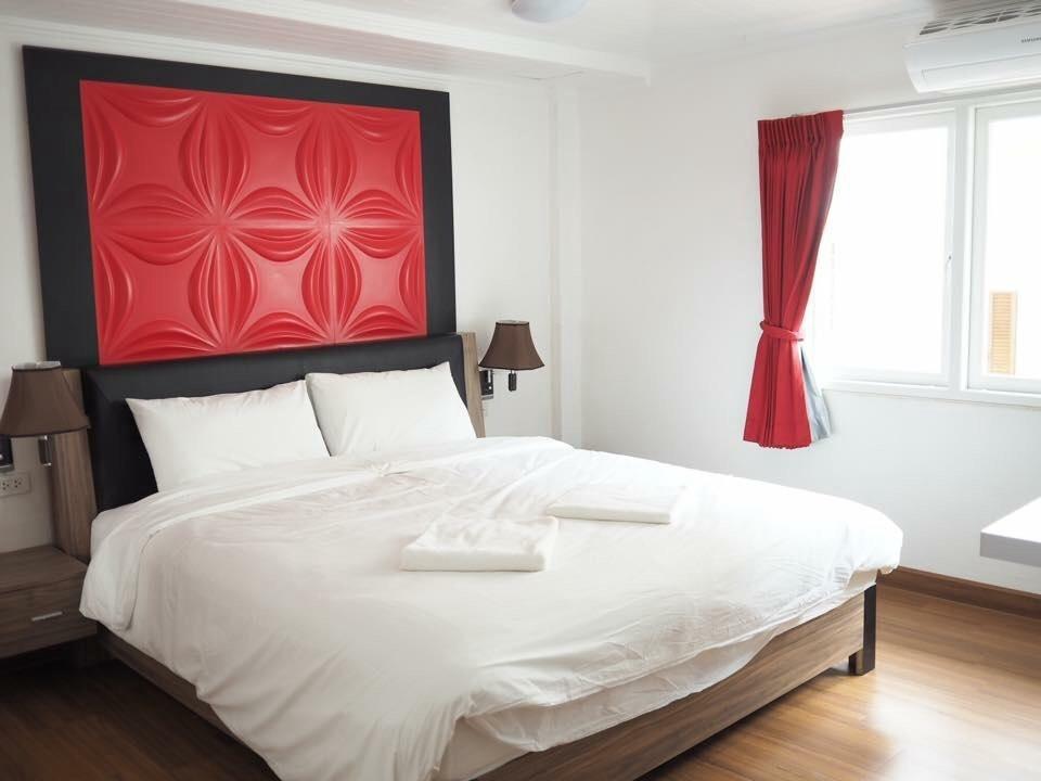 Pook Swan House Hotel Pattaya Phòng bức ảnh
